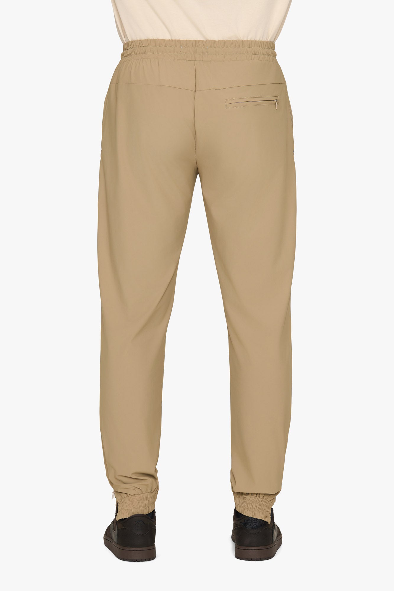 SAAKOUK Technical Trousers Tapered Khaki Brown